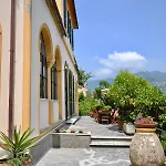 Riviera - 5 Min Walking From *